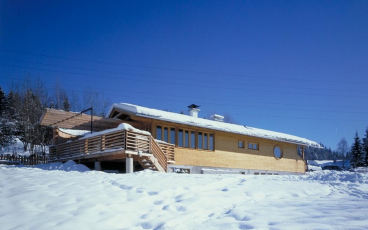 GMMK . Gert M. Mayr-Keber ZT GmbH . 1988 . Holiday Home in Carinthia . Photography Elisabeth Mayr-Keber